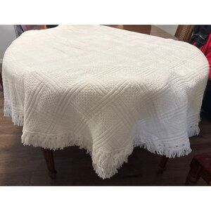 Basketweave Queen Size Bedspread Mohawk Home 100% Cotton Made In USA